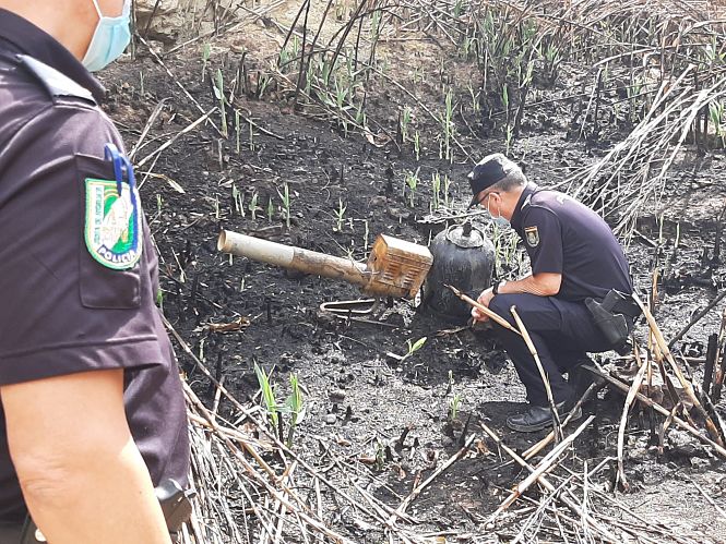 Imagen de la Policía Autonómica en la zona del incendio (JUNTA)