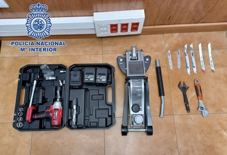Instrumental incautado (POLICÍA NACIONAL) Instrumental incautado (POLICÍA NACIONAL)