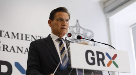 Luis Salvador (Cs) en la rueda de prensa en la que ha anunciado su renuncia como alcalde de Granada. (ÁLEX CÁMARA-EUROPA PRESS) Luis Salvador (Cs) en la rueda de prensa en la que ha anunciado su renuncia como alcalde de Granada. (ÁLEX CÁMARA-EUROPA PRESS)