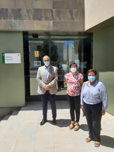 Imagen de la visita a los juzgados de Huéscar (JUNTA) Imagen de la visita a los juzgados de Huéscar (JUNTA)