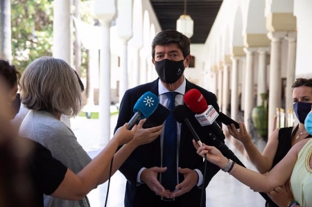 El vicepresidente de la Junta de Andalucía, y coordinador de Ciudadanos en Andalucía, Juan Marín, atiende a los medios de comunicación en una foto de archivo (MARÍA JOSÉ LÓPEZ - EUROPA PRESS) 