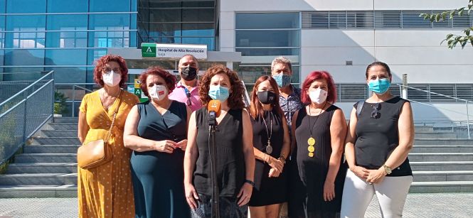 Imagen de la visita al Hospital de Alta resolución de Loja (PSOE)