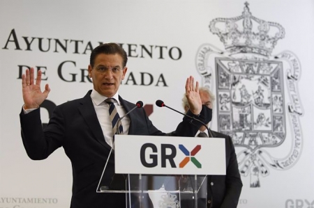 Luis Salvador, durante su última rueda de prensa como alcalde de Granada (ÁLEX CÁMARA - EUROPA PRESS) Luis Salvador, durante su última rueda de prensa como alcalde de Granada (ÁLEX CÁMARA - EUROPA PRESS)