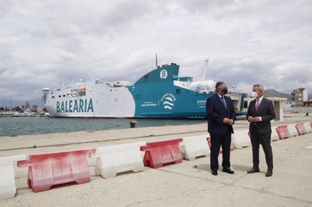 El delegado del Gobierno andaluz en Granada, Pablo García, y el presidente de la Autoridad Portuaria de Motril, José García Fuentes (AUTORIDAD PORTUARIA) El delegado del Gobierno andaluz en Granada, Pablo García, y el presidente de la Autoridad Portuaria de Motril, José García Fuentes (AUTORIDAD PORTUARIA)