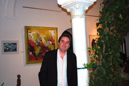 Luis García Montero, poeta y Catedrático de la Universidad de Granada, antes de participar en los cursos de la UPO (EUROPA PRESS/UPO) Luis García Montero, poeta y Catedrático de la Universidad de Granada, antes de participar en los cursos de la UPO (EUROPA PRESS/UPO)