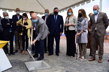 Colocación de la primera piedra del nuevo instituto (JUNTA) Colocación de la primera piedra del nuevo instituto (JUNTA)
