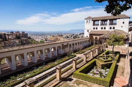 Generalife (PATRONATO DE LA ALHAMBRA) 