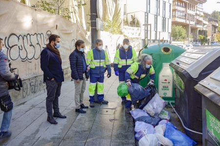 Refuerzo de recogida basura (JAVIER ALGARRA / AYUNTAMIENTO) Refuerzo de recogida basura (JAVIER ALGARRA / AYUNTAMIENTO)