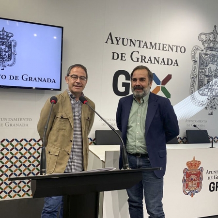Miguel Ángel Fernández Madrid y Jacobo Calvo tras la rueda de prensa (JAVIER ALGARRA / AYUNTAMIENTO) Miguel Ángel Fernández Madrid y Jacobo Calvo tras la rueda de prensa (JAVIER ALGARRA / AYUNTAMIENTO)