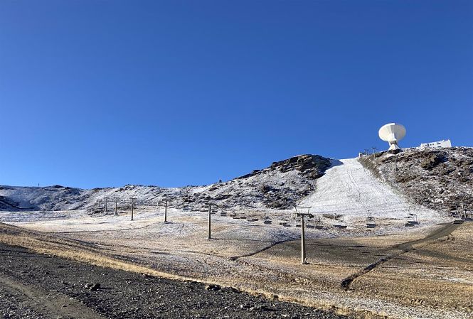 Primeras nieves en Sierra Nevada, en imagen de archivo (CETURSA) 