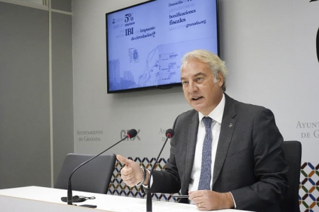 El Concejal de Hacienda en el Ayuntamiento de Granada, José Antonio Huertas (JAVIER ALGARRA / AYUNTAMIENTO) El Concejal de Hacienda en el Ayuntamiento de Granada, José Antonio Huertas (JAVIER ALGARRA / AYUNTAMIENTO)