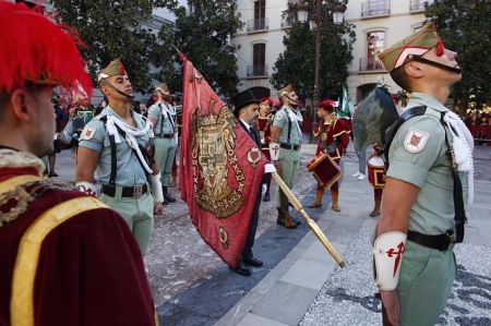 Estandarte real, en una imagen de archivo de la celebración de la Toma de Granada (ÁLEX CÁMARA - EUROPA PRESS) Estandarte real, en una imagen de archivo de la celebración de la Toma de Granada (ÁLEX CÁMARA - EUROPA PRESS)