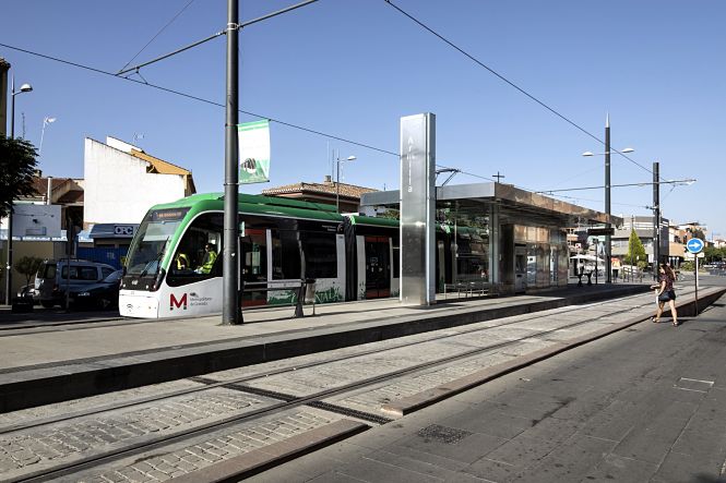 El Metro de Granada en la parada de Armilla (JUNTA)