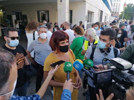 Teresa Rodríguez atiende a los medios (ADELANTE) Teresa Rodríguez atiende a los medios (ADELANTE)