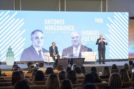 El presidente del Cacof, Antonio Mingorance, y el presidente del Colegio de Farmacéuticos da Granada, Manuel Fuentes, durante la inauguración de la jornada (CACOFf) El presidente del Cacof, Antonio Mingorance, y el presidente del Colegio de Farmacéuticos da Granada, Manuel Fuentes, durante la inauguración de la jornada (CACOFf)