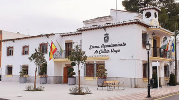 Fachada del Ayuntamiento de Cúllar Vega (AYTO. CÚLLAR VEGA/