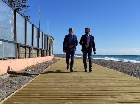 Senda Litoral en Playa Granada (JUNTA)