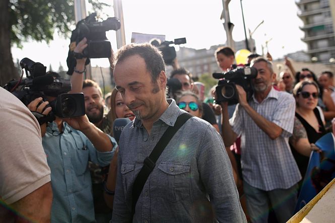 Francesco Arcuri, expareja de Juana Rivas, llegando a los juzgados de Granada en una imagen de archivo (EUROPA PRESS) 