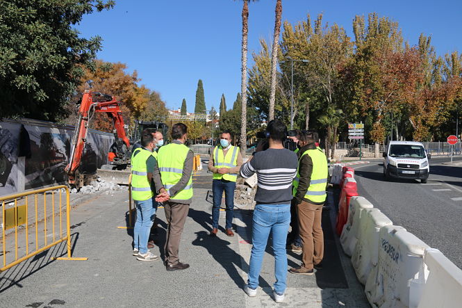 Imagen de la visita a las obras (AYTO. ALHENDÍN) 