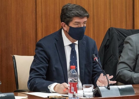 El vicepresidente de la Junta de Andalucía y consejero de Turismo, Juan Marín, en una foto de archivo (ALFREDO DE ANCA/PARLAMENTO DE ANDALUCÍA)