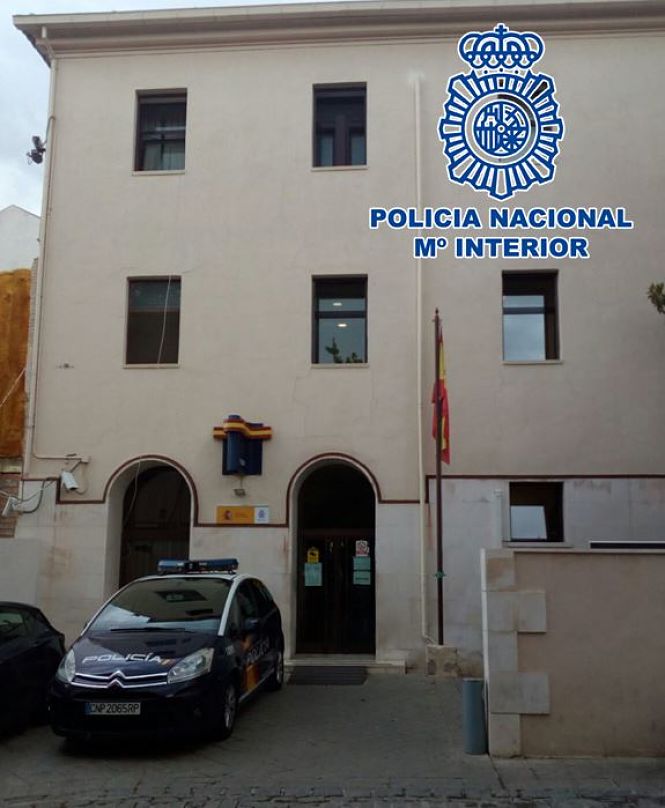Comisaría de policía del centro de Granada (POLICÍA NACIONAL)