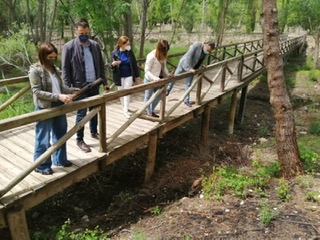 Imagen de la visita del PSOE al Río Castril (PSOE)
