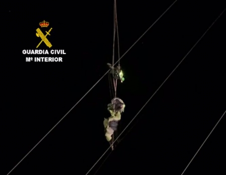Parapentista rescatado por la Guardia Civil (GUARDIA CIVIL) 