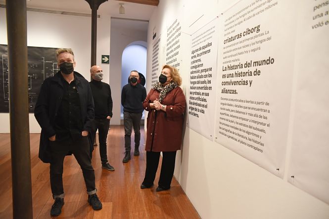 inauguración de la exposición (DIPGRA ( ARCHIVO)