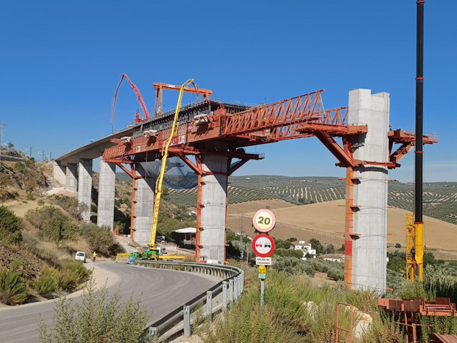 Obras en imagen de archivo (ADIF AV)