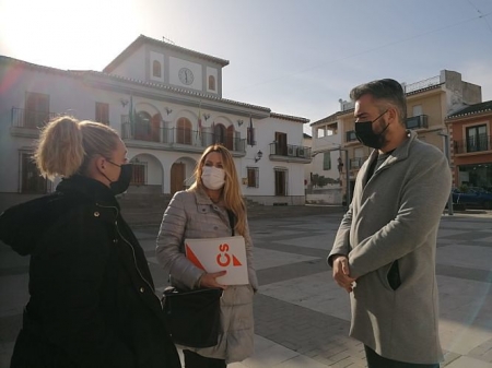 Imagen de la visita a Las Gabias (CIUDADANOS)