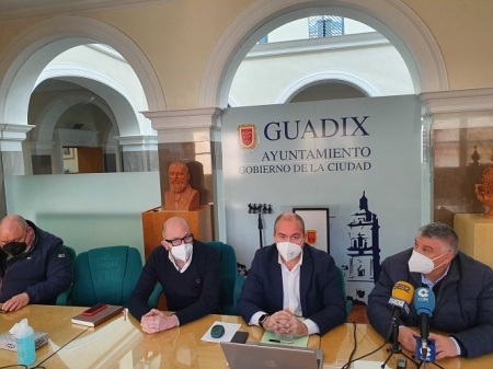 Imagen de la rueda de prensa (AYTO. GUADIX) Imagen de la rueda de prensa (AYTO. GUADIX)