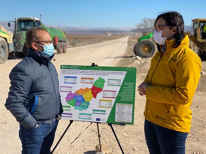Imagen de la visita a un camino rural de Huéscar (JUNTA)