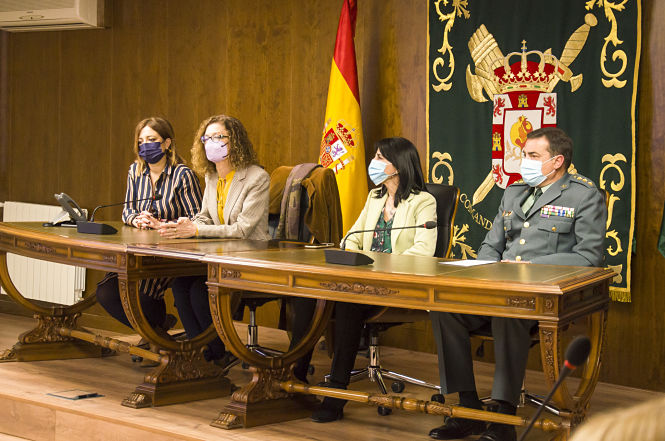Mesa inaugural de las jornadas (GUARDIA CIVIL) 