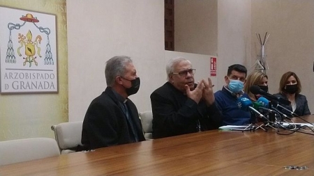 El arzobispo de Granada, Javier Martínez, explicaba hace unos días en rueda de prensa el dispositivo de acogida a refugiados de Ucrania (EUROPA PRESS) El arzobispo de Granada, Javier Martínez, explicaba hace unos días en rueda de prensa el dispositivo de acogida a refugiados de Ucrania (EUROPA PRESS)