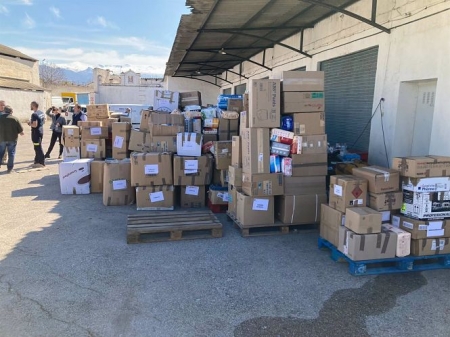 Material solidario recogido por Cáritas y el Ayuntamiento de Guadix (AYUNTAMIENTO) Material solidario recogido por Cáritas y el Ayuntamiento de Guadix (AYUNTAMIENTO)