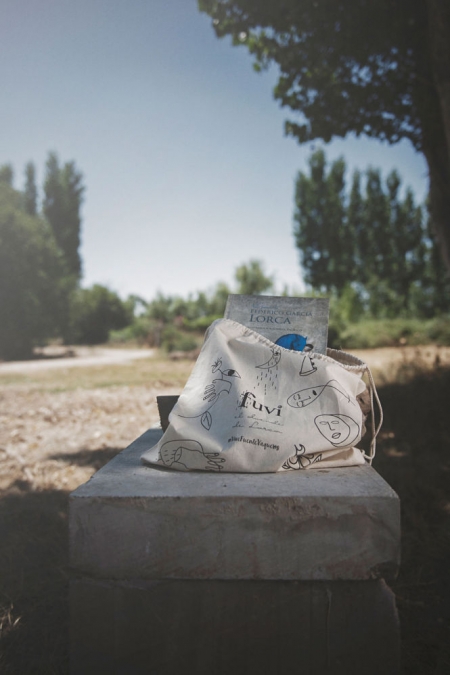 Bancos de piedra que el Ayuntamiento de Fuente Vaqueros ha colocado en enclaves lorquianos (AYTO. FUENTE VAQUEROS) Bancos de piedra que el Ayuntamiento de Fuente Vaqueros ha colocado en enclaves lorquianos (AYTO. FUENTE VAQUEROS)