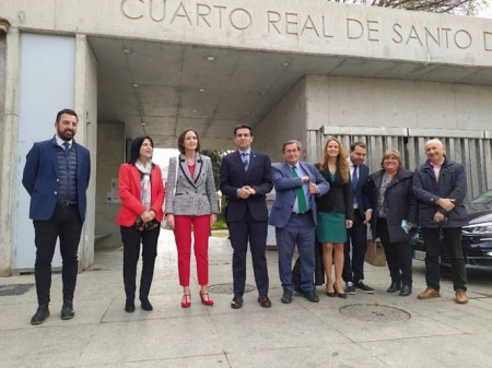 Autoridades a la salida de la jornada empresarial sobre ayudas a cluster (AYUNTAMIENTO) Autoridades a la salida de la jornada empresarial sobre ayudas a cluster (AYUNTAMIENTO)