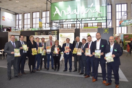 Cooperativas Agro-alimentarias de Granada y catorce empresas cooperativas del sector hortofrutícola, presentando una campaña de promoción del espárrago verde de la provincia en Fruit Logística 2019 (COOPERATIVAS AGRO-ALIMENTARIAS) Cooperativas Agro-alimentarias de Granada y catorce empresas cooperativas del sector hortofrutícola, presentando una campaña de promoción del espárrago verde de la provincia en Fruit Logística 2019 (COOPERATIVAS AGRO-ALIMENTARIAS)