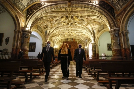 Acto de 2021 en que un preso es liberado por la Hermandad de La Soledad de San Jerónimo y Descendimiento de Jesús como viene siendo tradición cada Semana Santa (ÁLEX CÁMARA-EUROPA PRESS) Acto de 2021 en que un preso es liberado por la Hermandad de La Soledad de San Jerónimo y Descendimiento de Jesús como viene siendo tradición cada Semana Santa (ÁLEX CÁMARA-EUROPA PRESS)