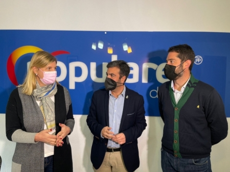 Miembros del PP tras la rueda de prensa (PP)