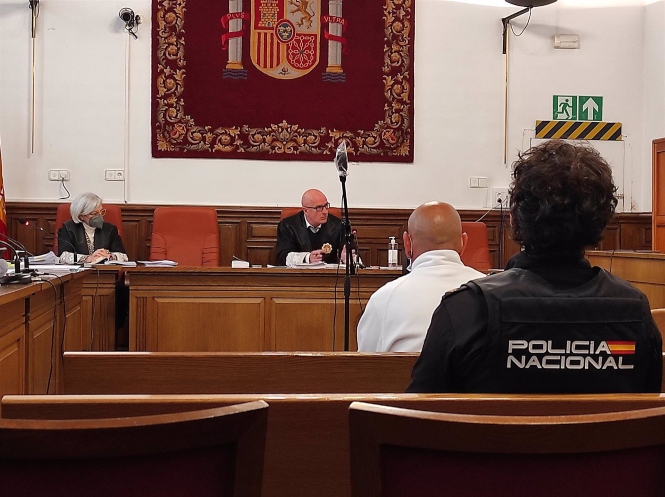 Juicio con jurado popular a un acusado de matar a su hermano de una puñalada (EUROPA PRESS) 