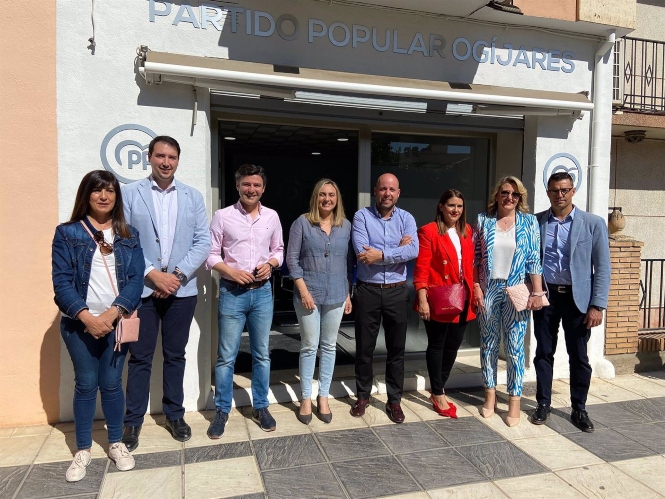 Marifran Carazo en un encuentro con afiliados del PP en Ogíjares (PP GRANADA) 