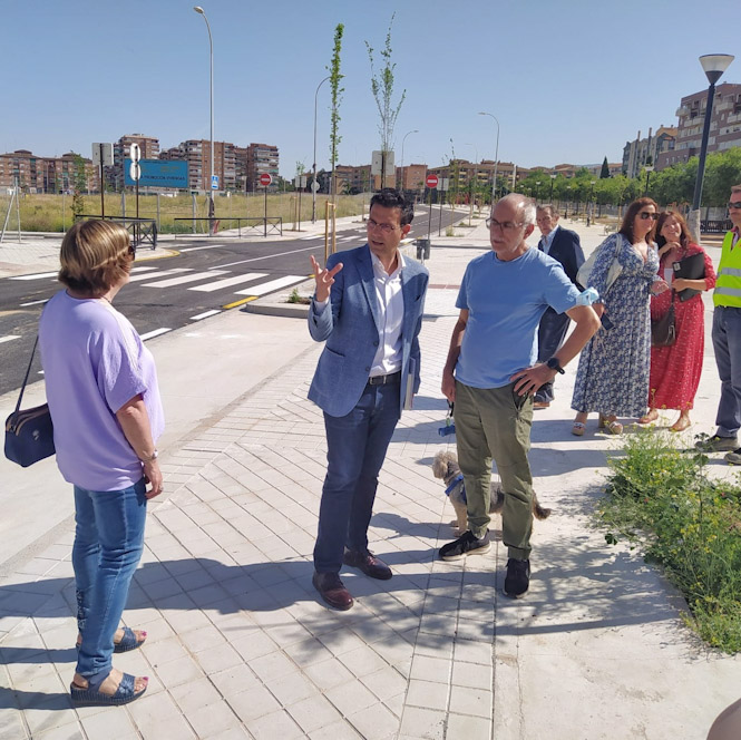 Visita del alcalde de Granada a la zona (AYUNTAMIENTO DE GRANADA)