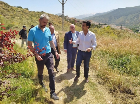 Visita al proyecto `Huella verde` en la Lancha de Cenes (JAVIER ALGARRA / AYUNTAMIENTO) Visita al proyecto `Huella verde` en la Lancha de Cenes (JAVIER ALGARRA / AYUNTAMIENTO)
