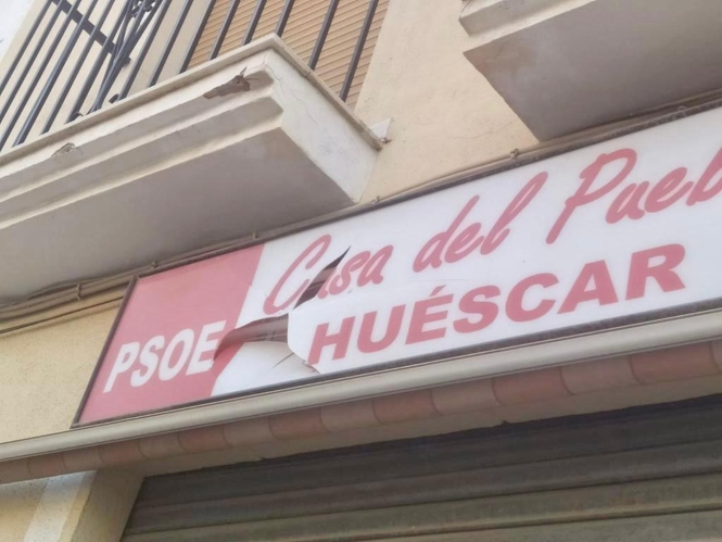 Rotura en el rótulo (PSOE)