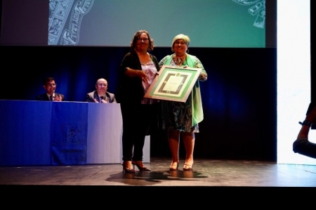Entrega de Honores y Distinciones (AYTO. GRANADA) Entrega de Honores y Distinciones (AYTO. GRANADA)