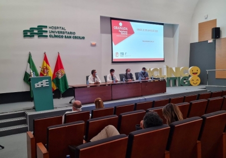 Reunión científica con especialistas en angiología y cirugía vascular (HUSC) Reunión científica con especialistas en angiología y cirugía vascular (HUSC)
