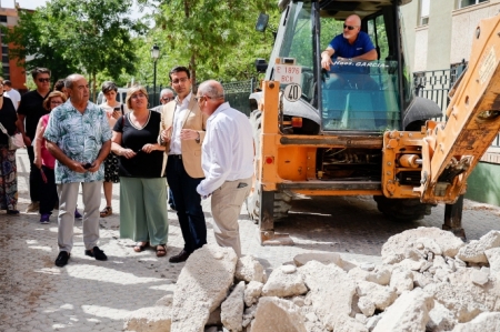 Imagen de la visita a las obras (JAVIER ALGARRA / AYUNTAMIENTO) Imagen de la visita a las obras (JAVIER ALGARRA / AYUNTAMIENTO)