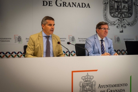 El coordinador y el portavoz del grupo municipal del PP, Luis González y César Díaz, en rueda de prensa (PP) El coordinador y el portavoz del grupo municipal del PP, Luis González y César Díaz, en rueda de prensa (PP)