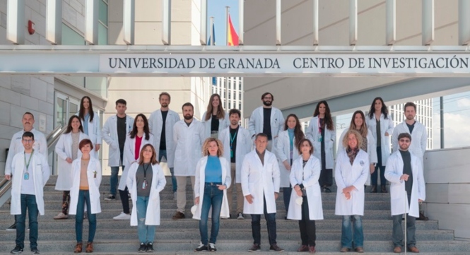 Científicos del IBS.Granada (JUNTA)